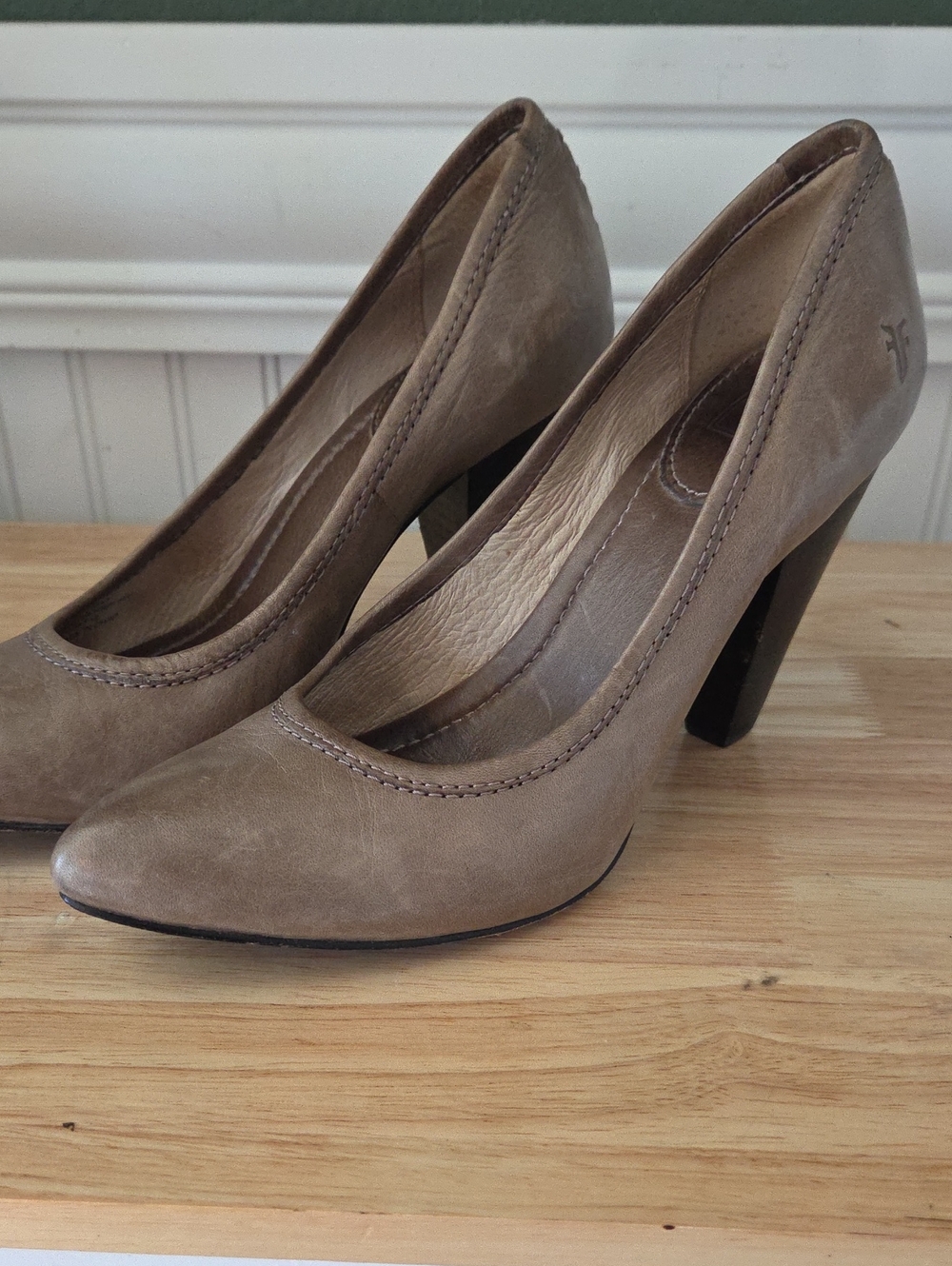 Frye Regina High Heeled Shoes 8.5
